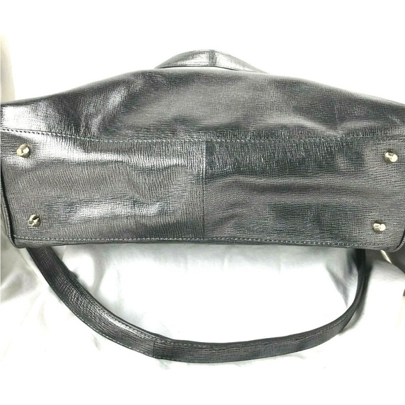 New Elaine Turner Aubrey Stamped Platinum Leather Large Shoulder Bag - Picture 6 of 12
